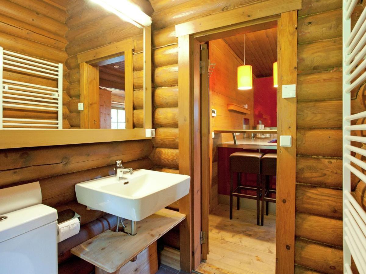 Chalet In Woergl Near Skiwelt Wilder Kaiser Salvenberg Eksteriør billede