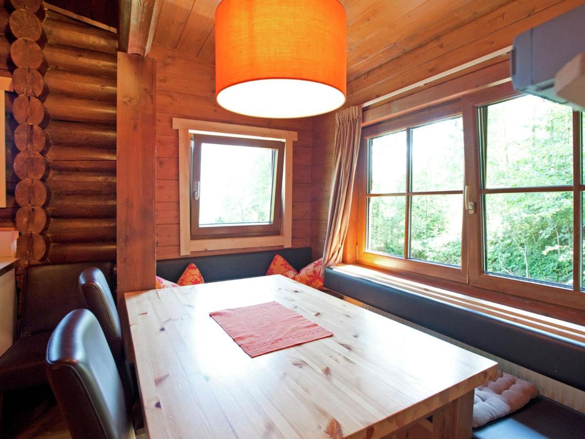 Chalet In Woergl Near Skiwelt Wilder Kaiser Salvenberg Eksteriør billede